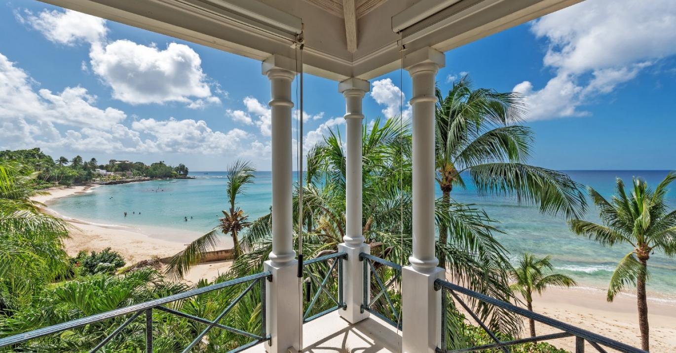 Schooner Bay 307 scenic patio