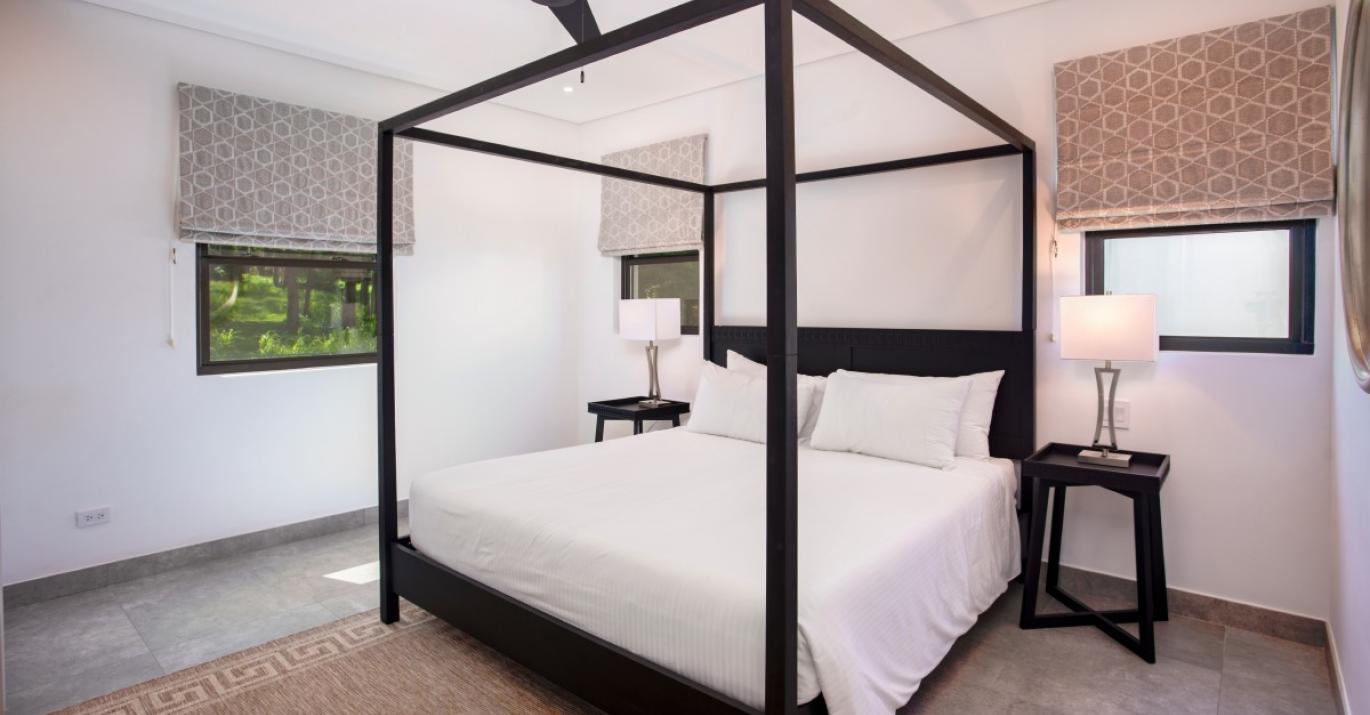 SeaBridge guestroom1