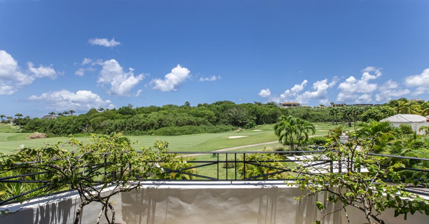 Sienna bedroom golf views 027