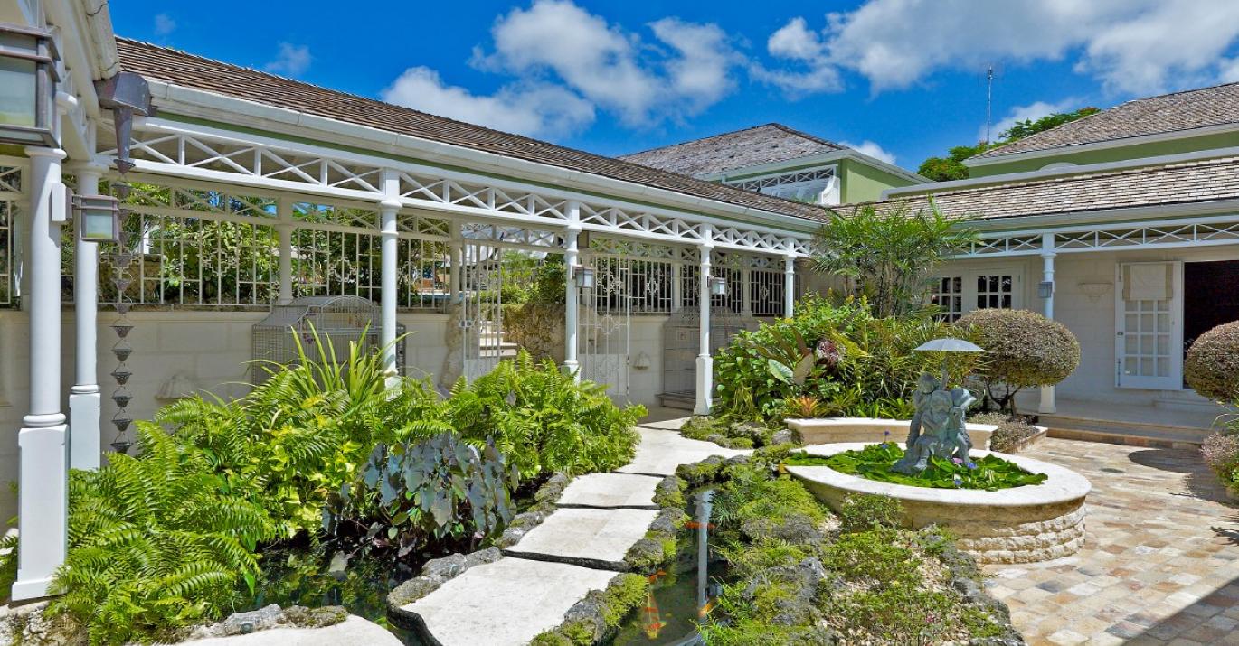 stronghope courtyard 11