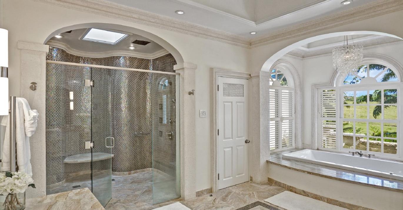 stronghope massive bathroom 19