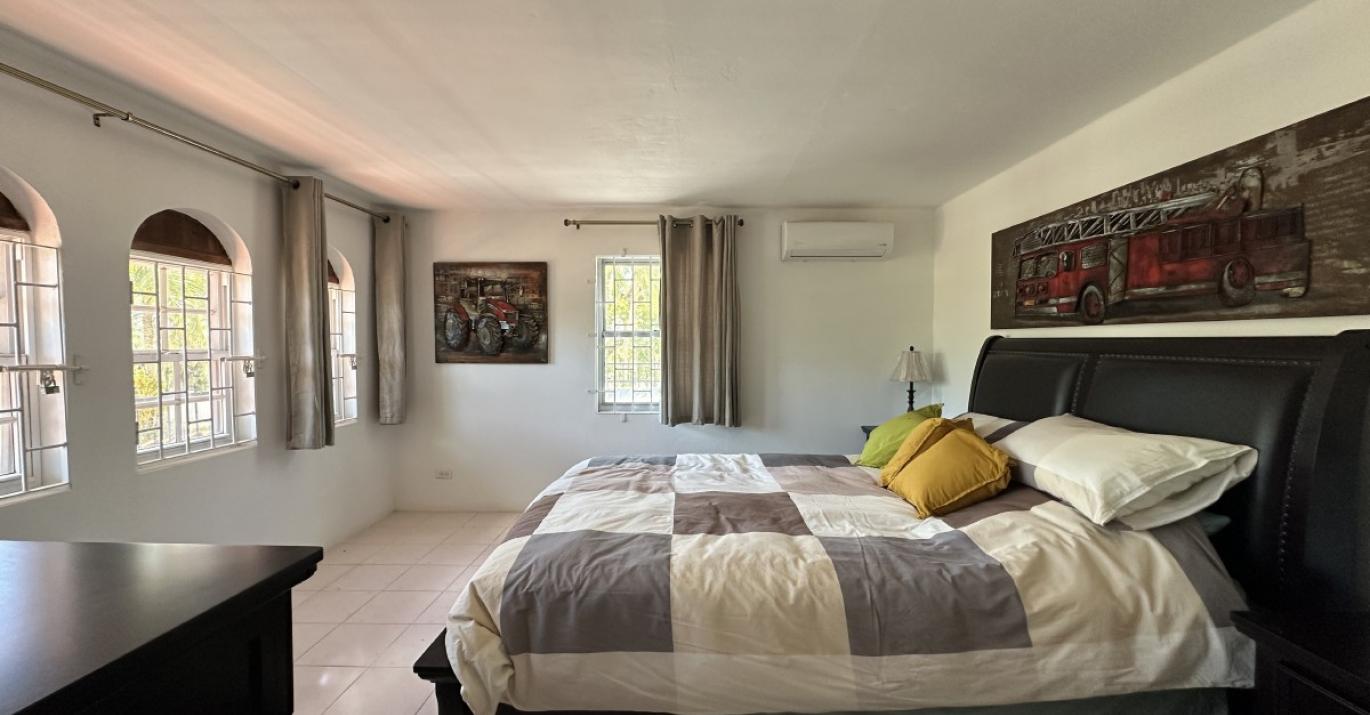 Topaz conditioned bedroom 94