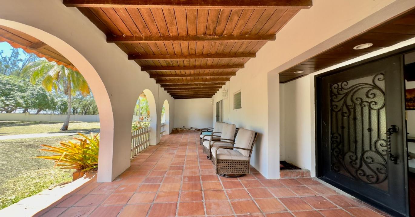 Topaz terrace entry 11