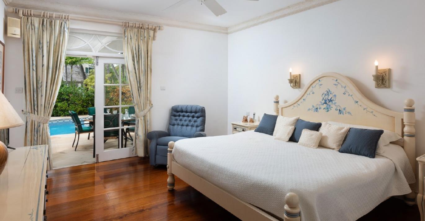 Twin Palms main bedroom