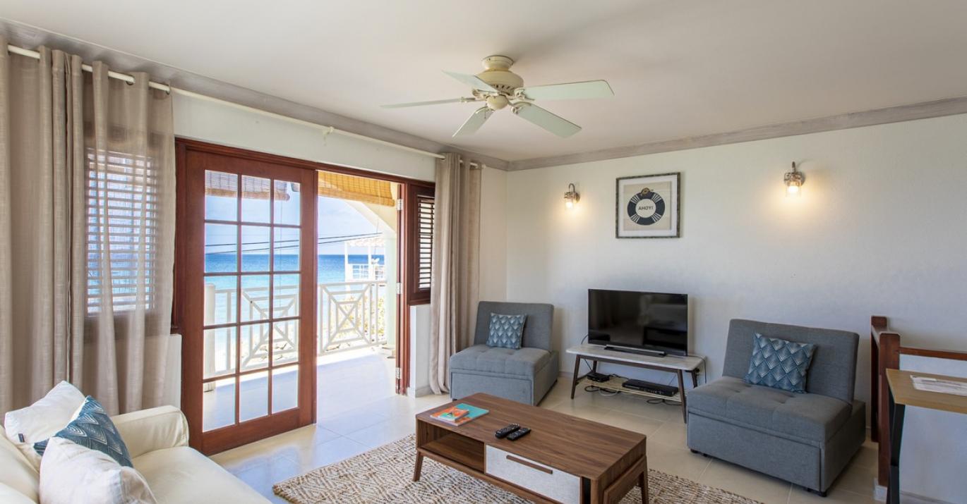 White Sands G6 Seaview Living Room