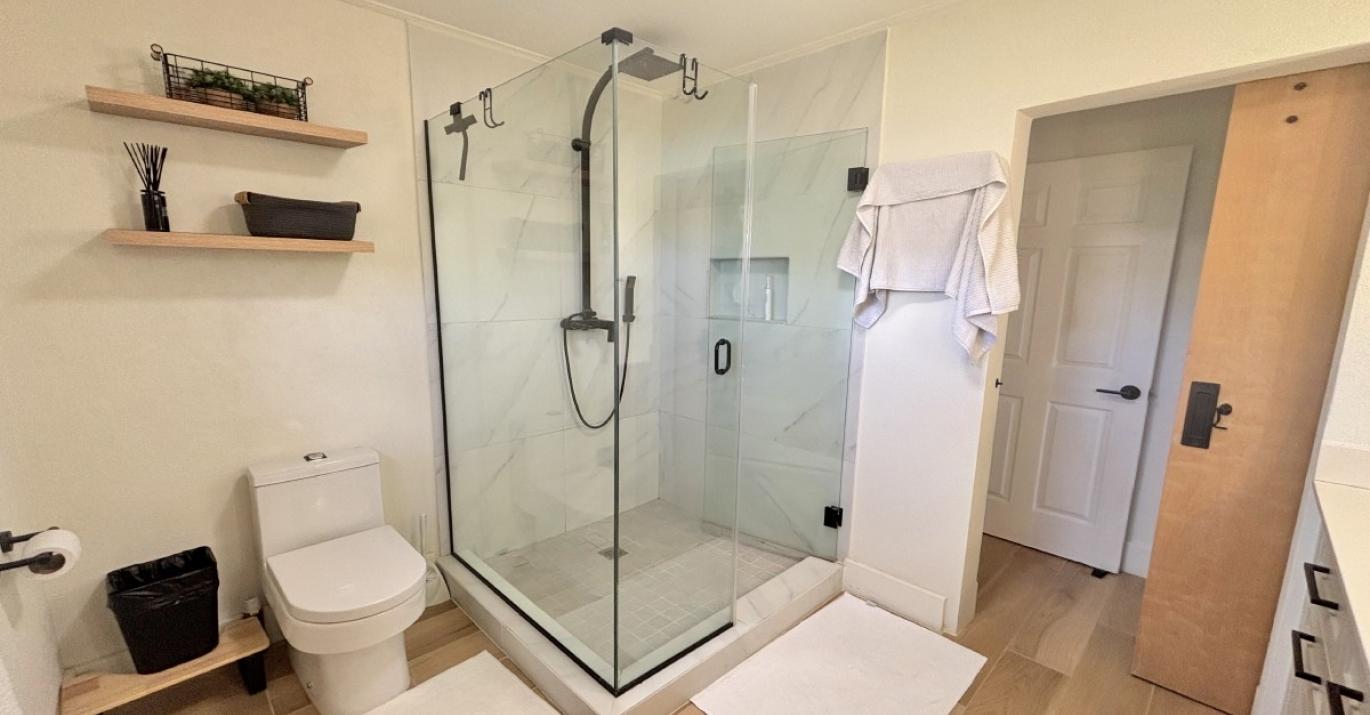 Yorkshire 1 master bathroom