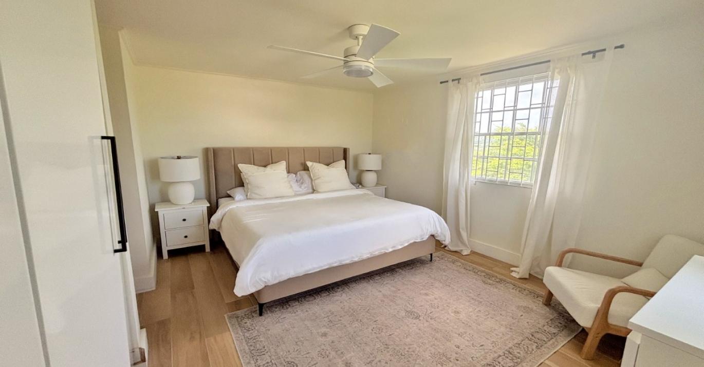 Yorkshire 1 master bed