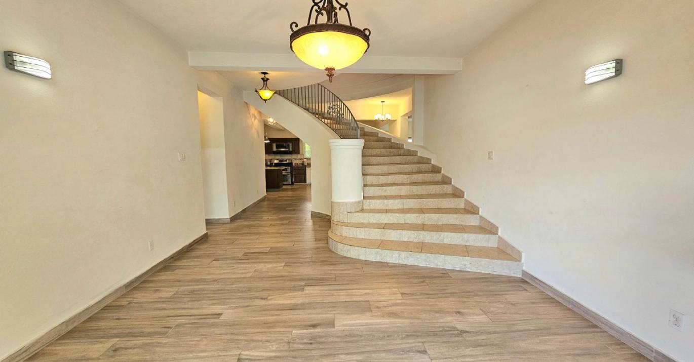 atlantic pearl 120 foyer