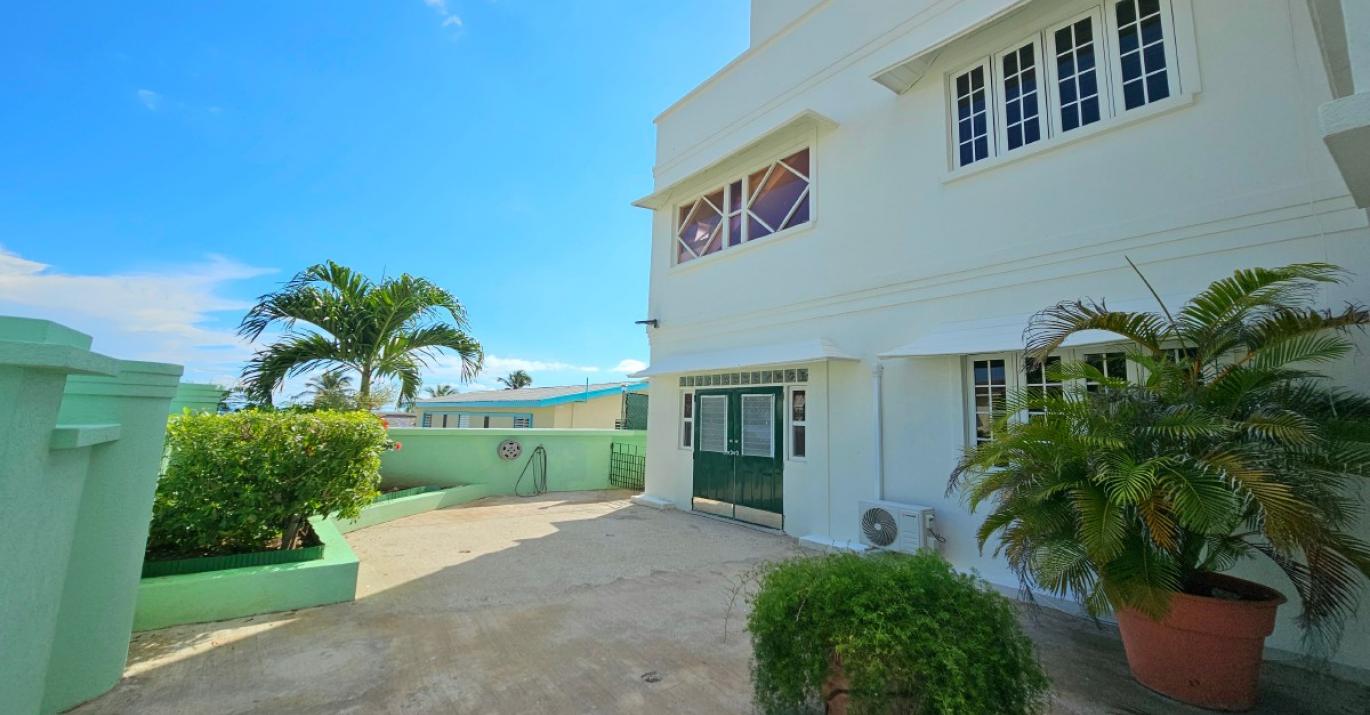 atlantic pearl 120 paved exterior
