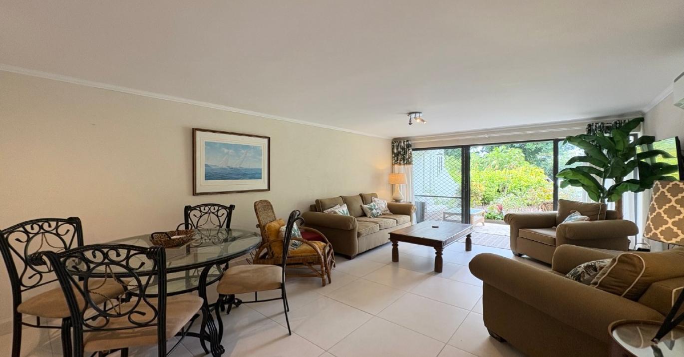 banyan 21 dining living