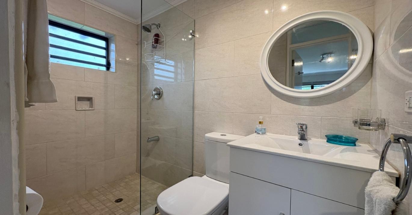 banyan court 21 bathroom
