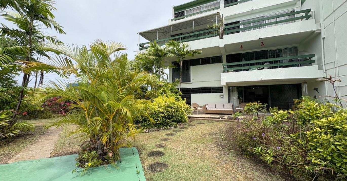 banyan court apartments
