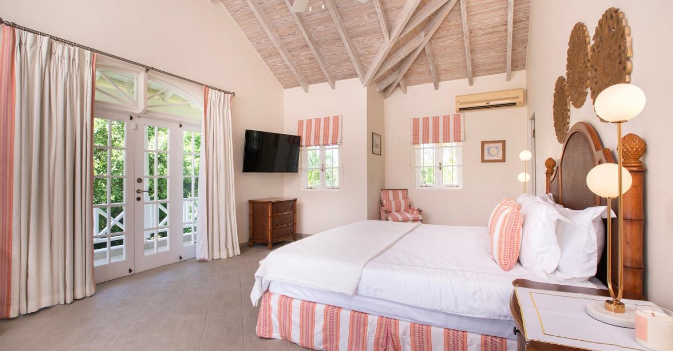 calimbo bedroom pink