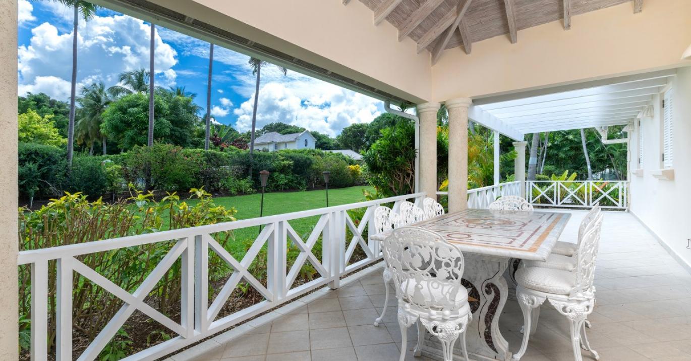 calimbo terrace dining