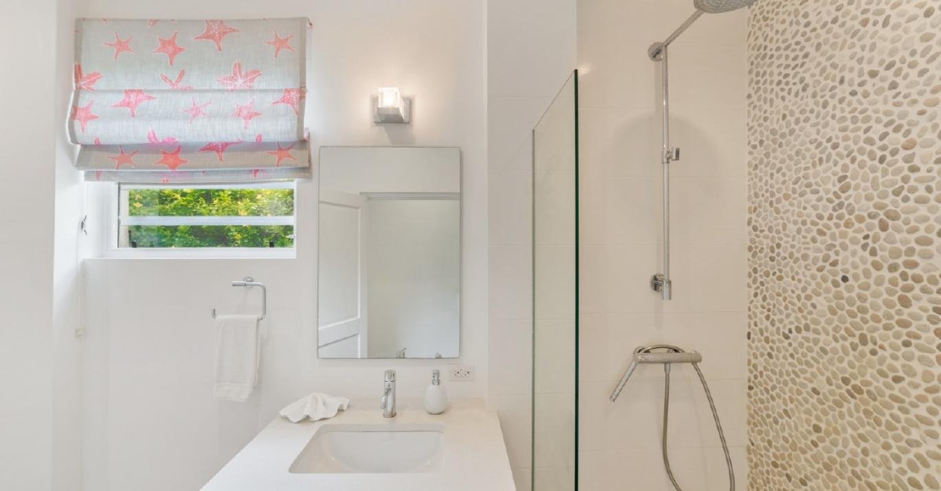 craggy nook hawksbill turtle bathroom