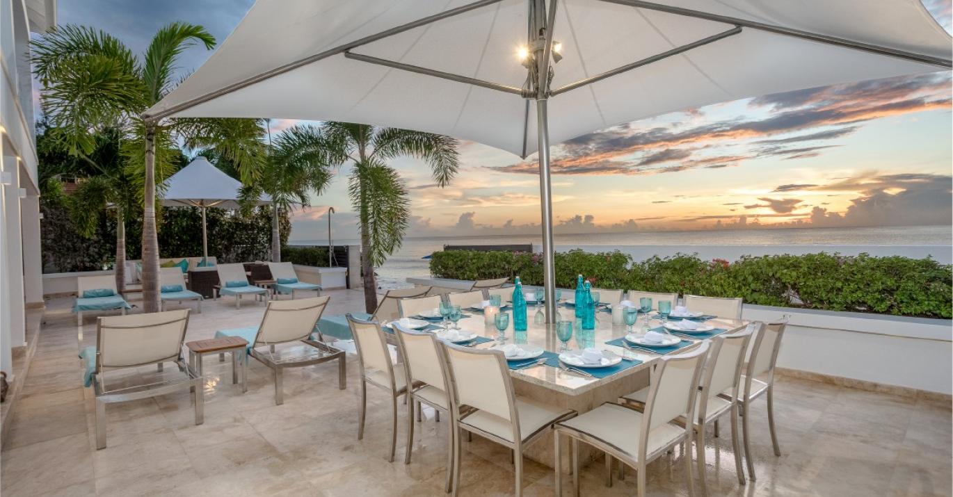 Dolphin Villa Alfresco Dining