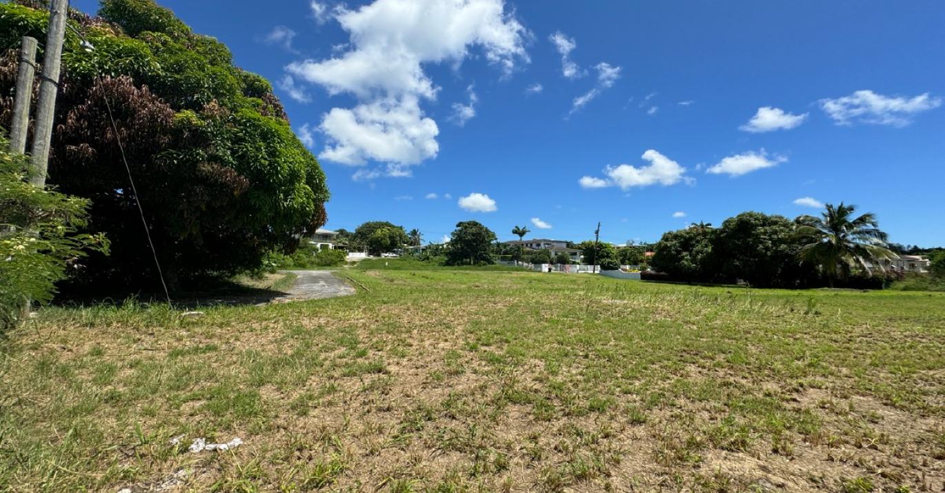 durants 61 facing access road