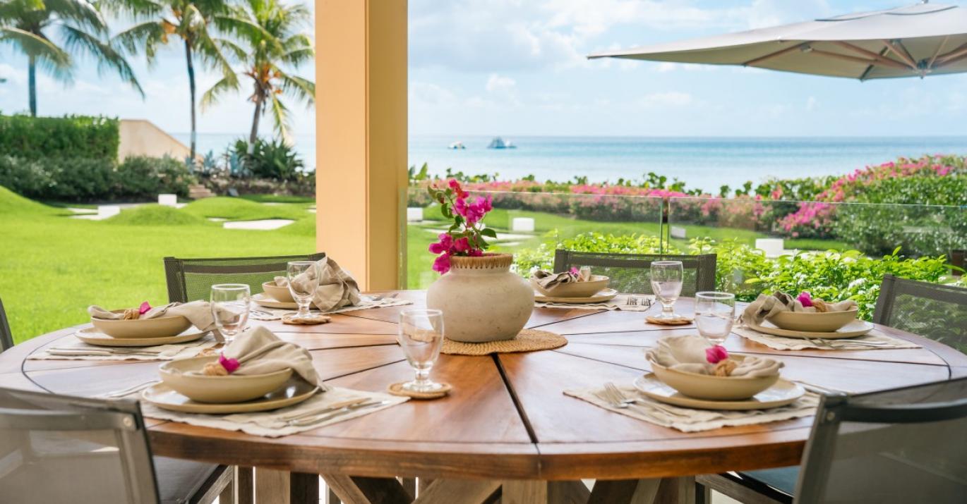 godings outdoor dining