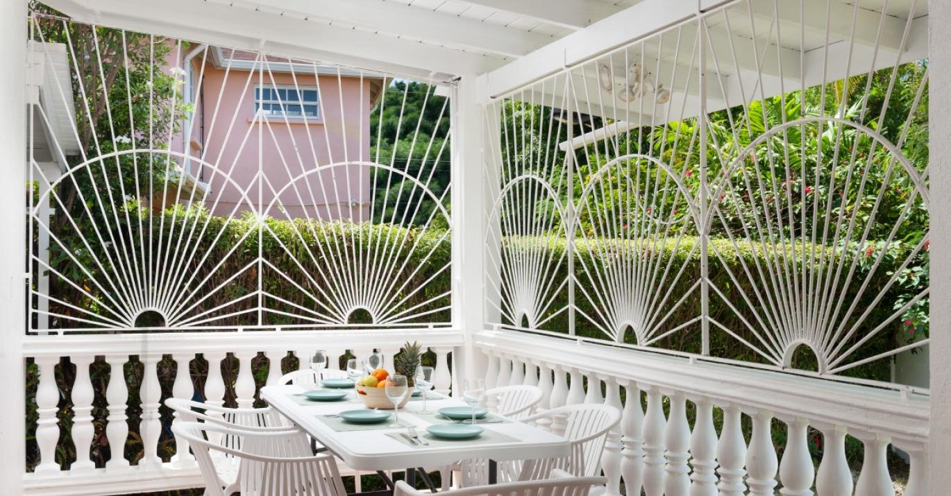 heywoods 171 dining patio
