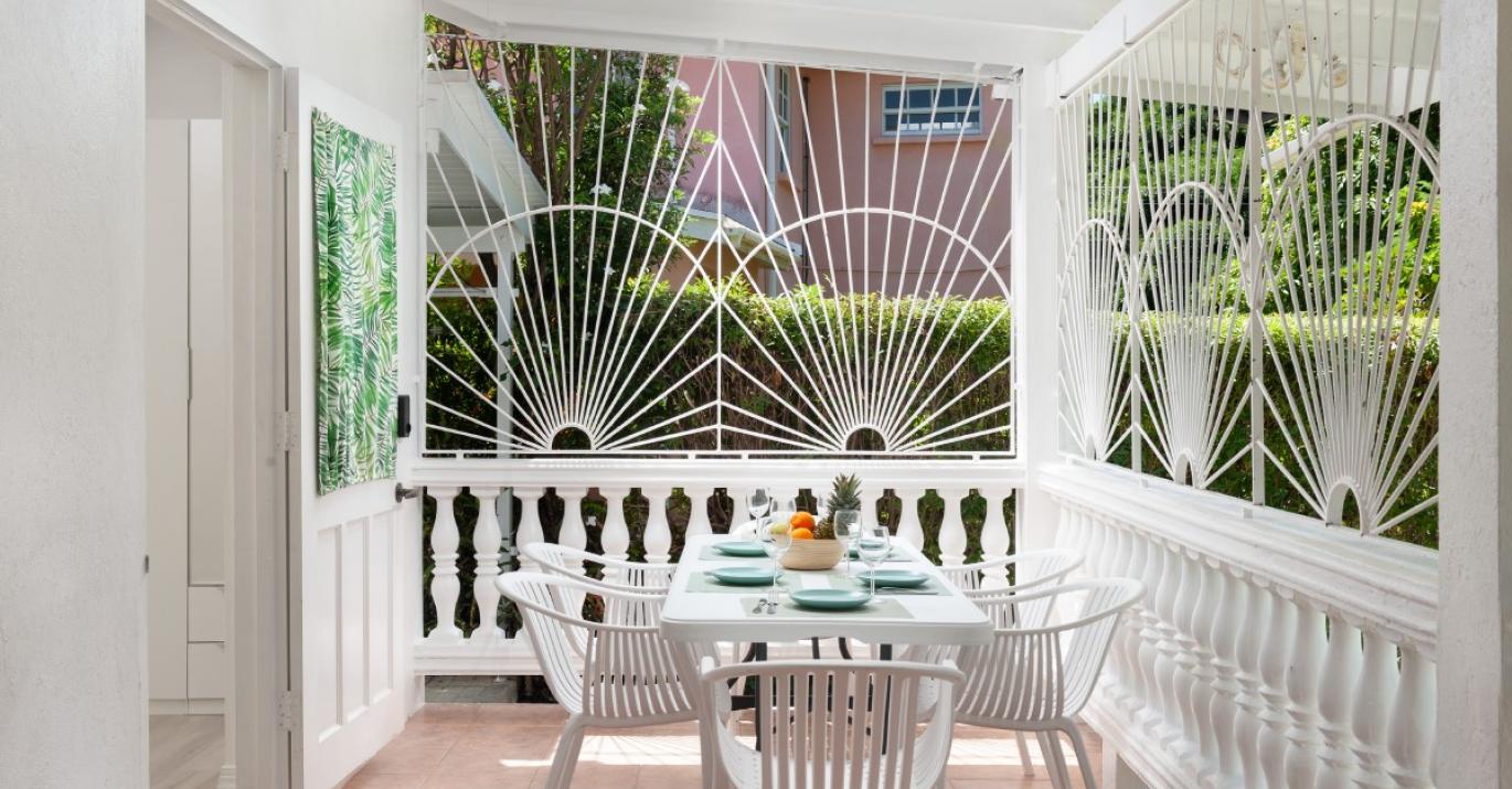 heywoods 171 enclosed patio