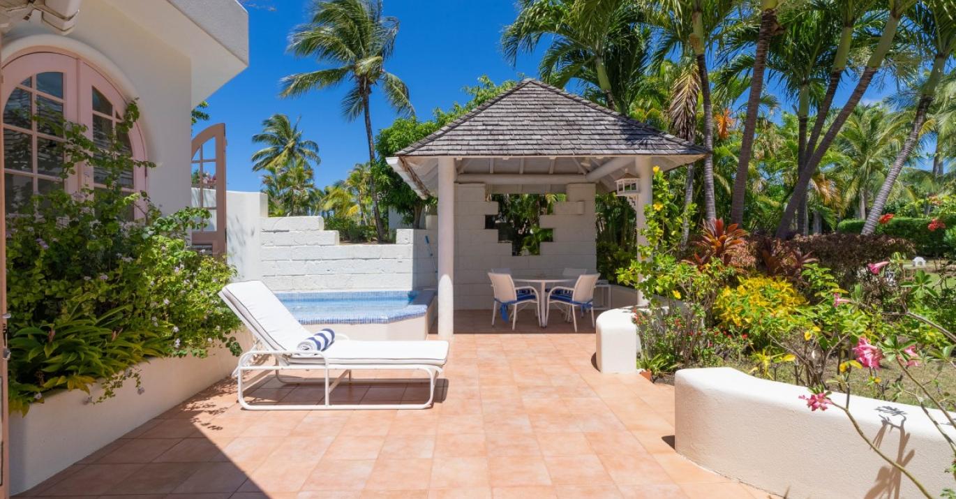 jammin pool deck