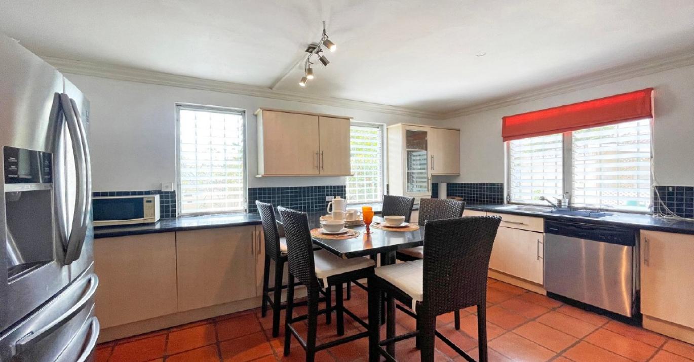 las palmas modern kitchen