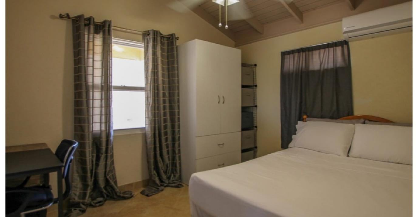 mango 902 bedroom