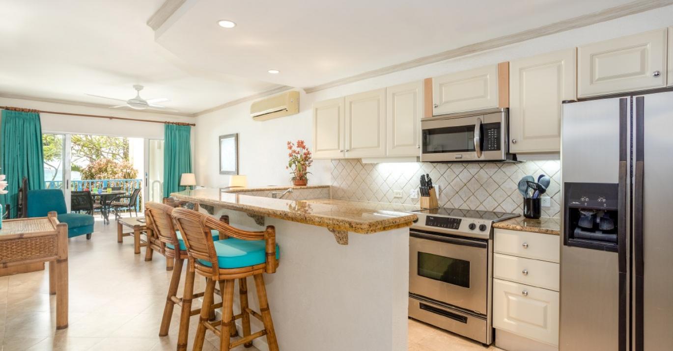 mbv103 kitchen living