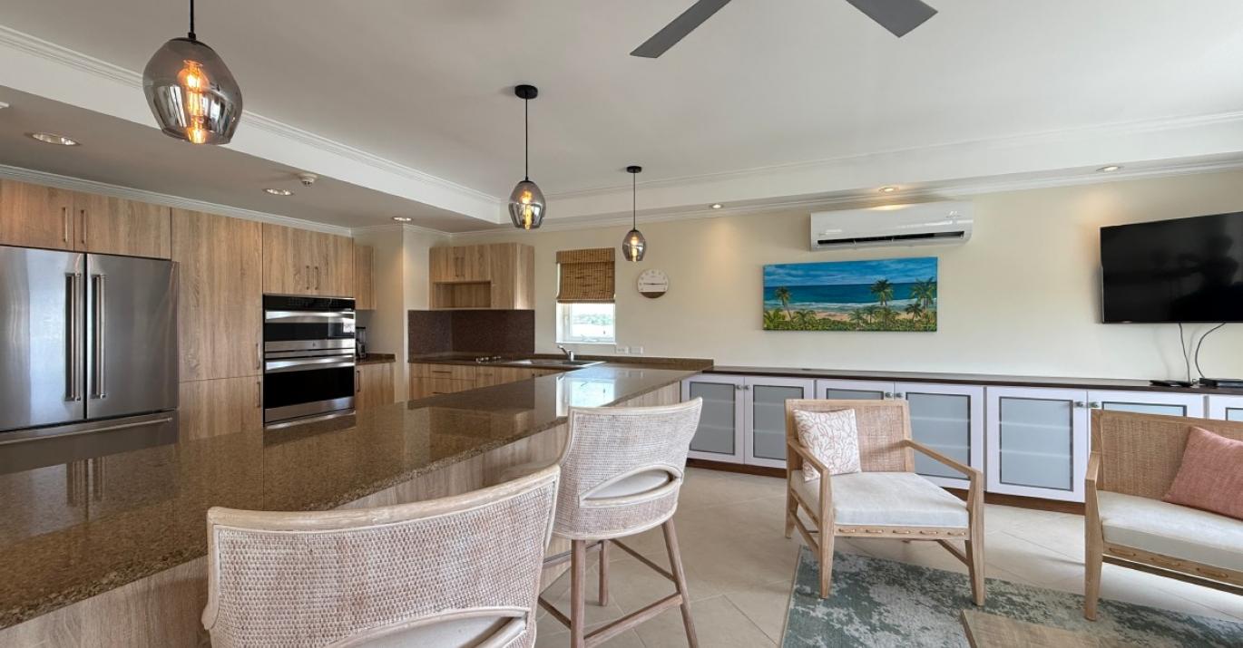 palm beach 603 living kitchen