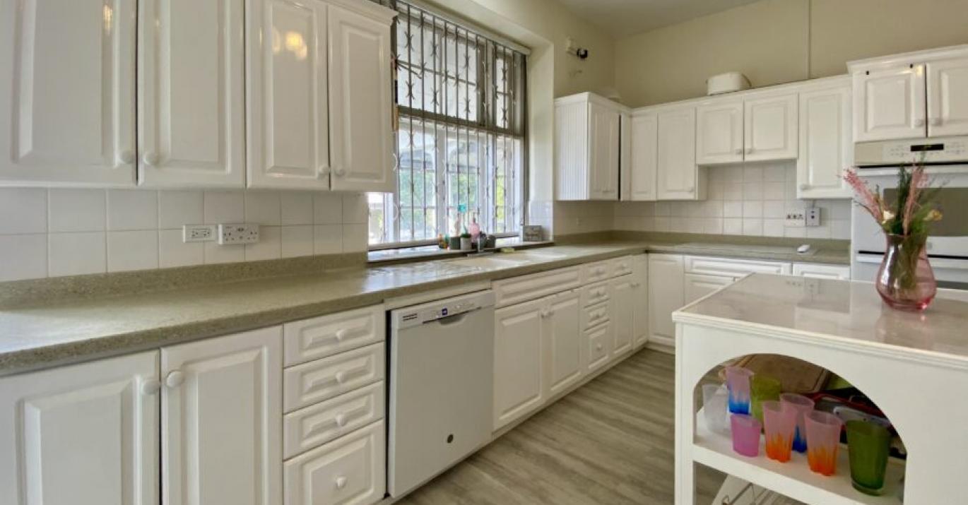pine 17 philip drive kitchen 6