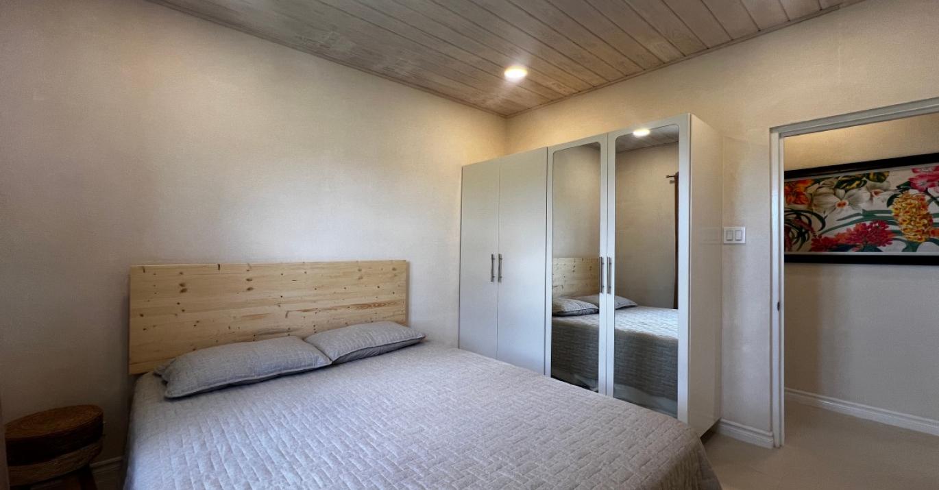 prior 17 upstairs bedroom