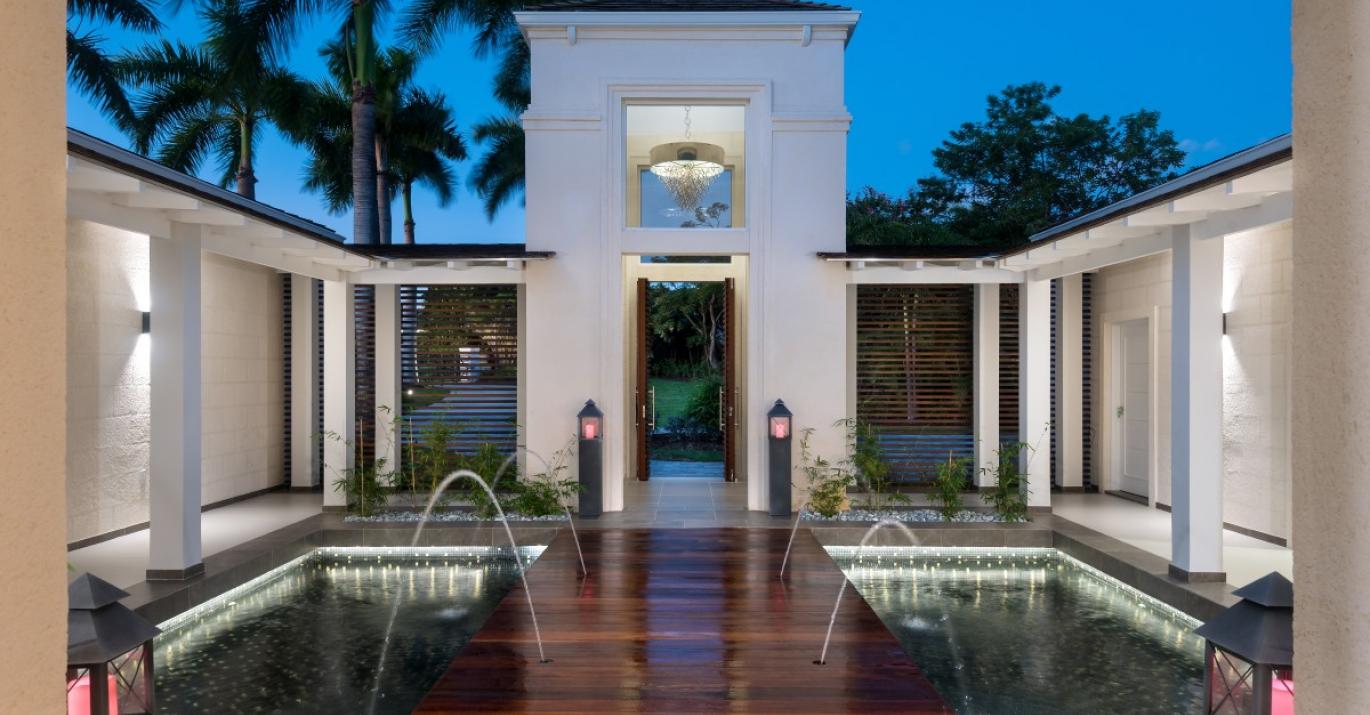 seaduced entrance
