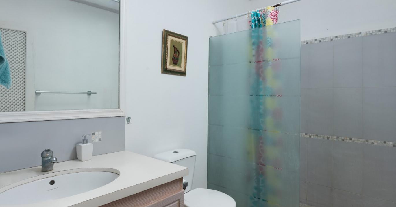 seaview townhouses ten bathrooms