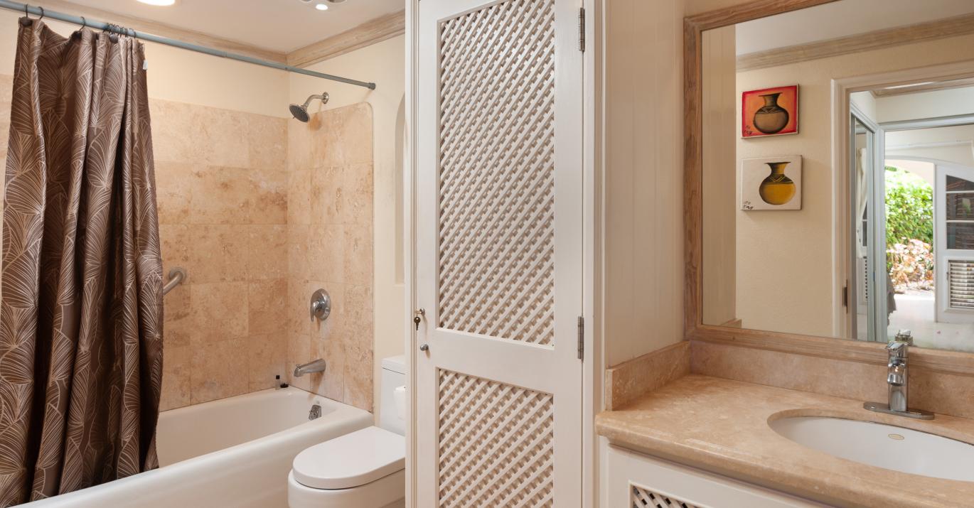 sugarhill C109 Bathroom