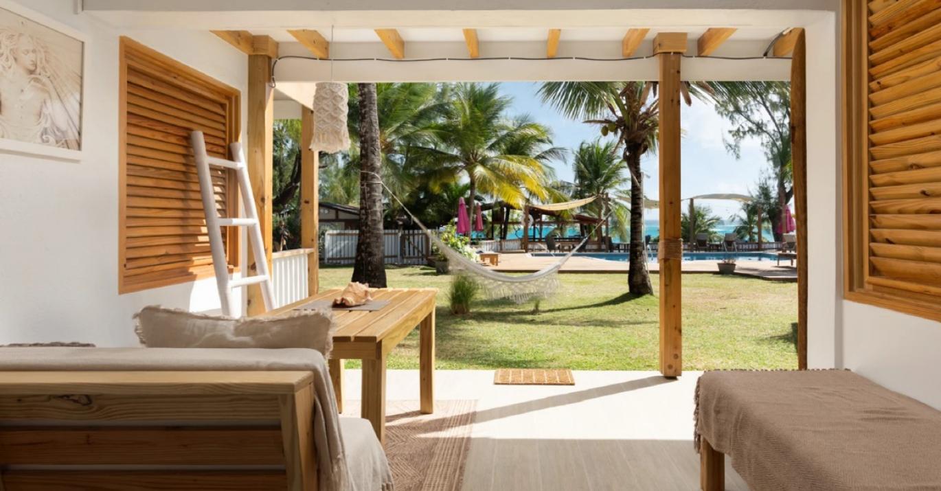 surfers bay ground floor room