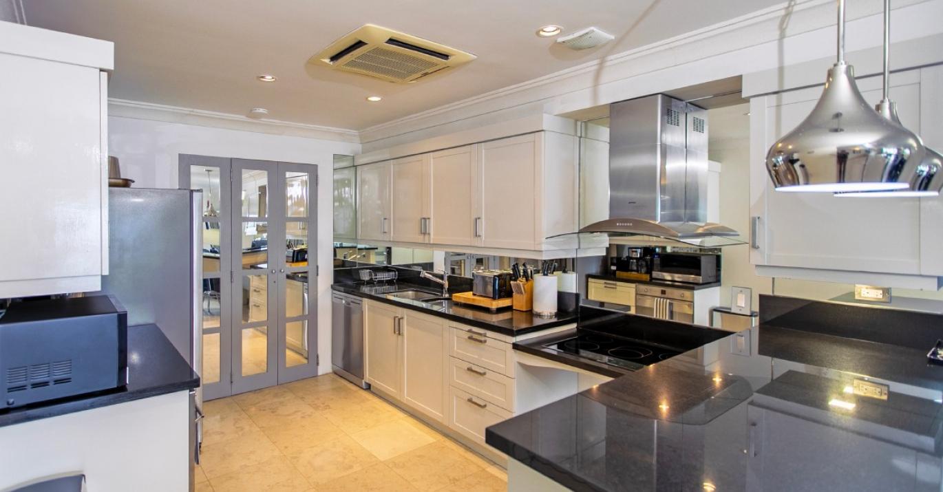 waterside 304 kitchen