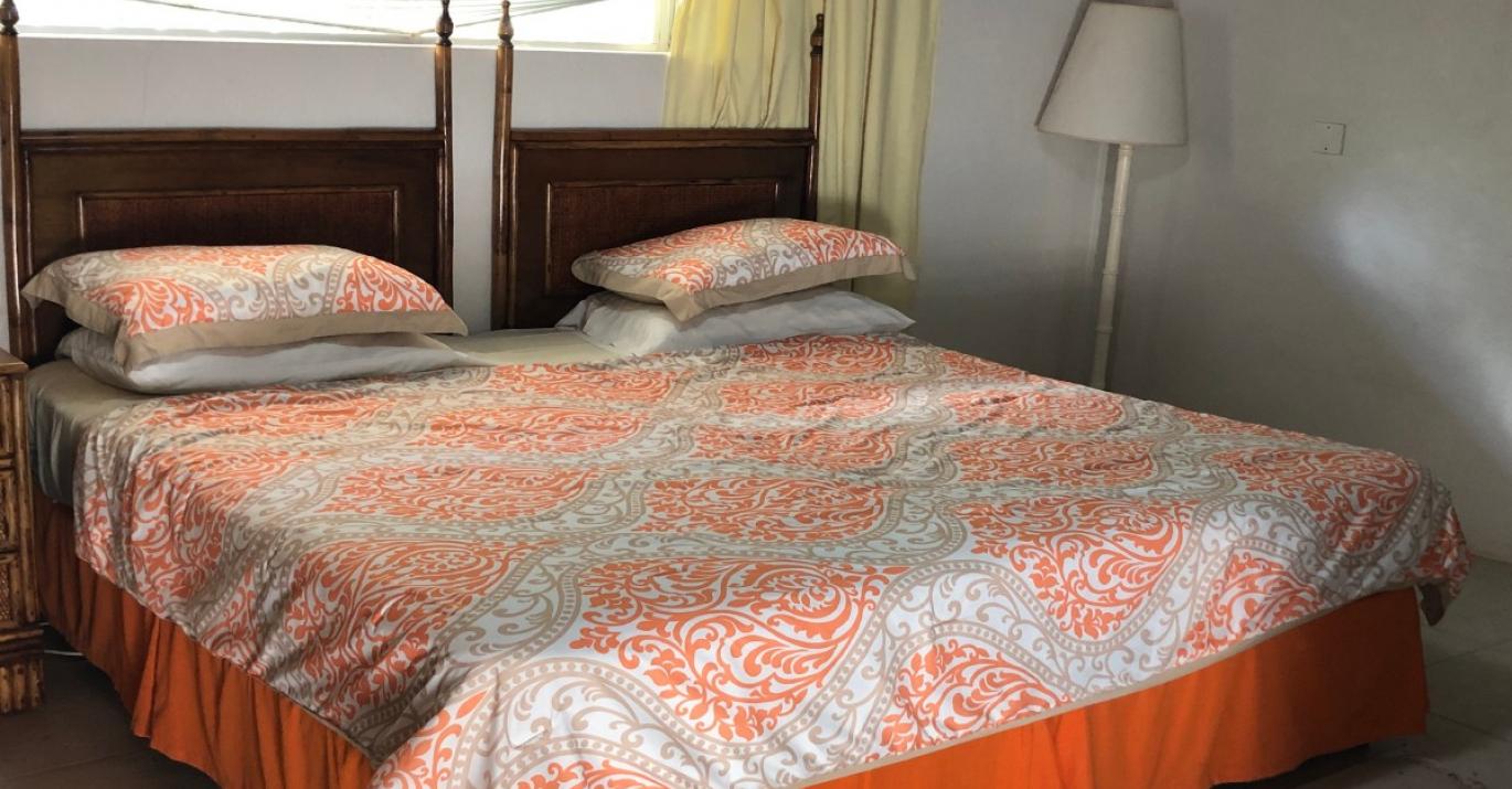 williams bedroom orange