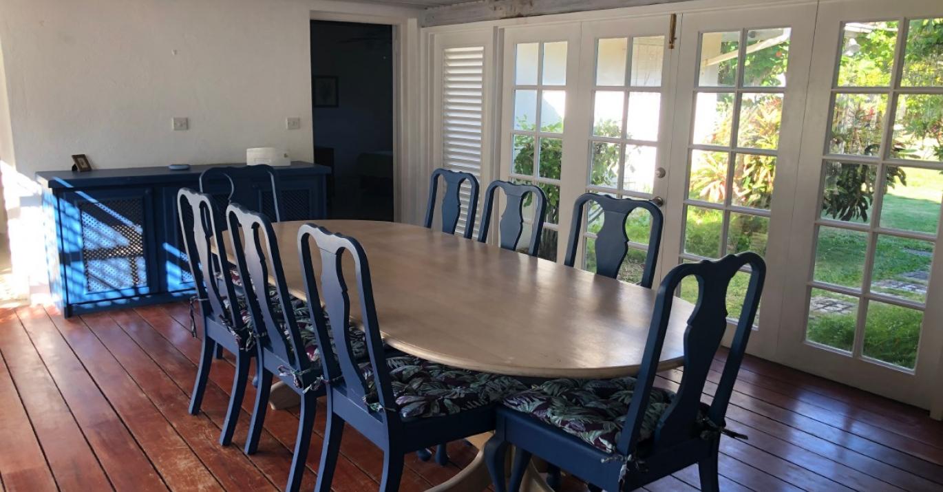 williams cottage dining area