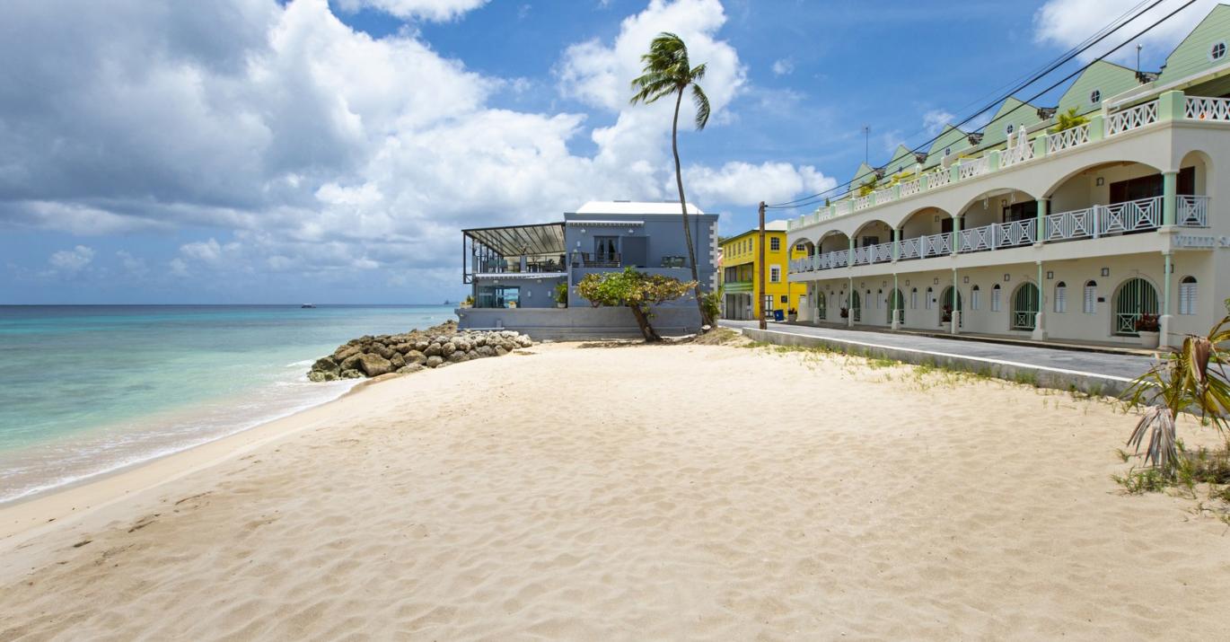White-Sands-G5-gated-2 bedroom-opposite-beach-speightstown-st-peter-Barbados