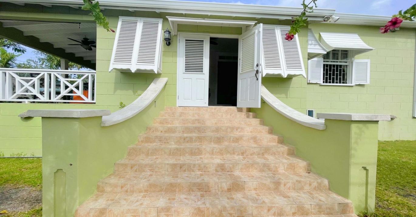Beverley Garden Gap Entry to 3 Bedroom with Cottage South Coast Barbados