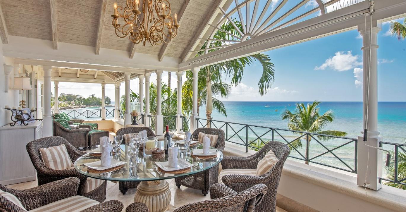 The Lookout Schooner Bay 307 apartment holiday rental alfresco beachfront dining
