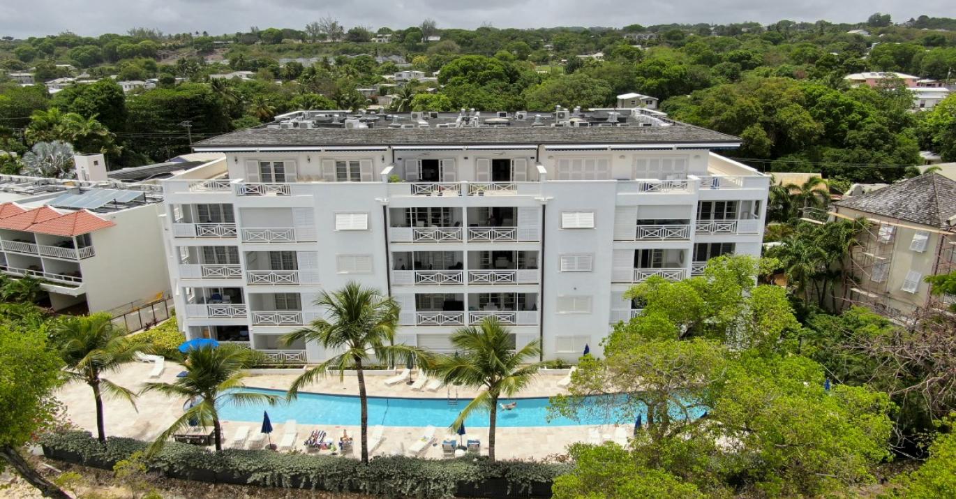 Waterside 301 beachfront apartment holiday short term rental platinum coasts