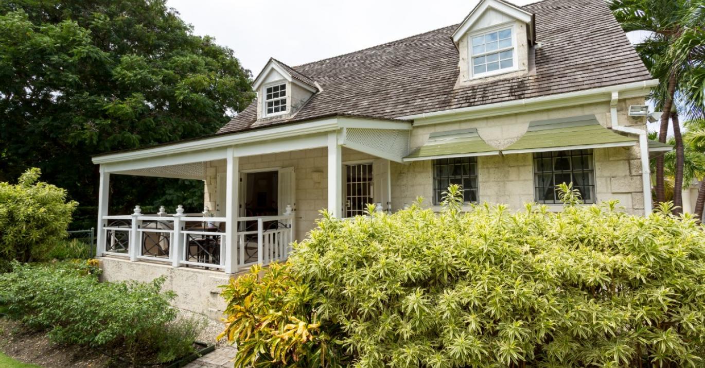 Ariena Cottage