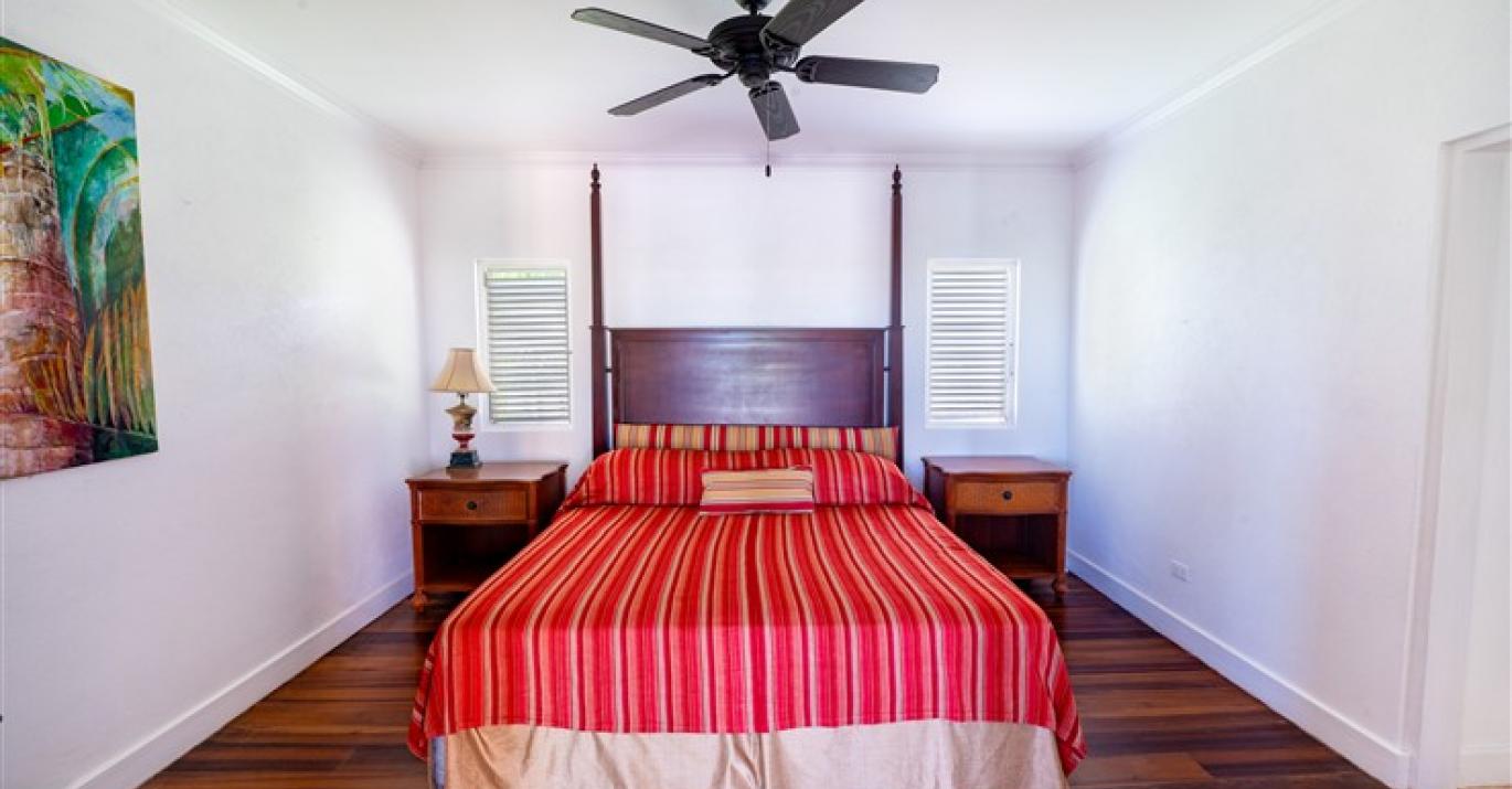 19 cascade primary bedroom 2