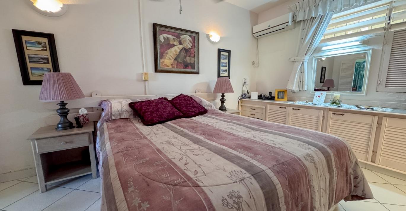 golden view 106 bedroom