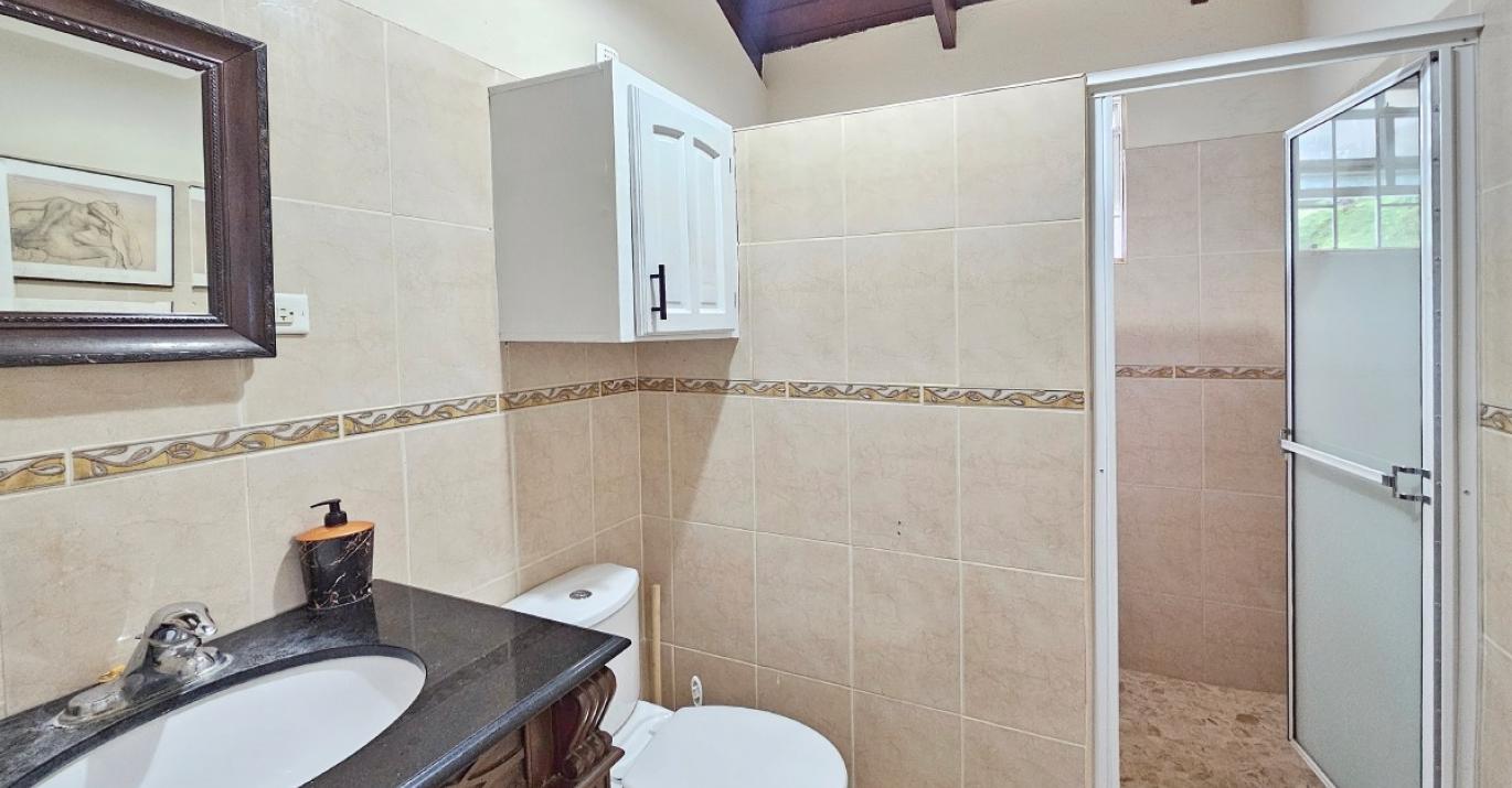 36 Fairholme Gardens