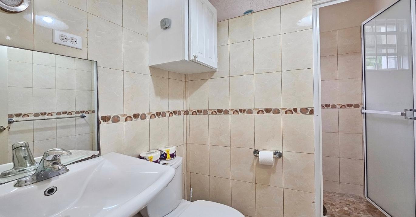 36 Fairholme Gardens