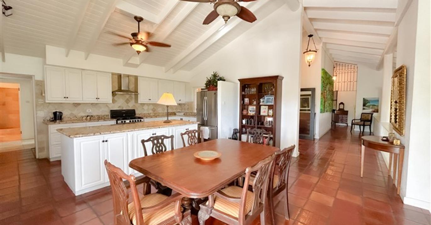 5 cascade dining and kitchen