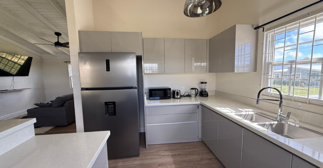 Atlantic Breeze 31 kitchen