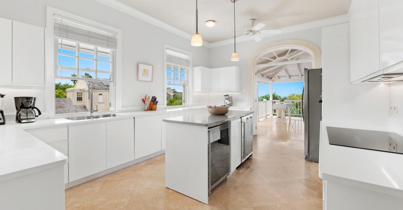 Bananaquit new kitchen